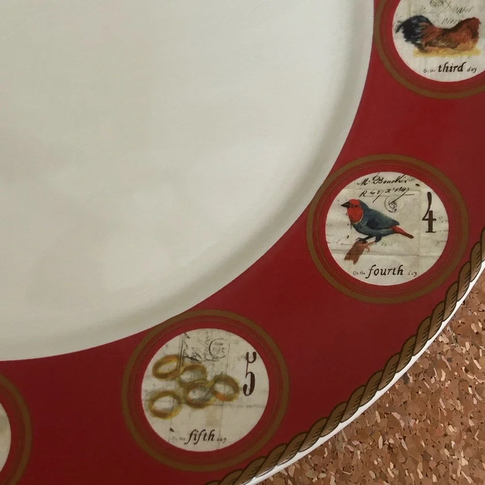 WILLIAMS SONOMA 12 DAY OF CHRISTMAS DINNER PLATE 12”. EUC